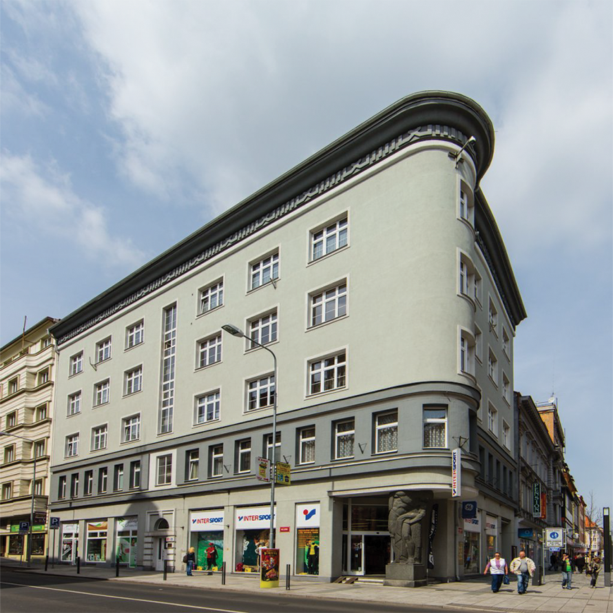 visit cheb
building of the “česká eskomptní banka and úvěrový ústav”, branch of cheb